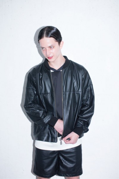 LOOK8